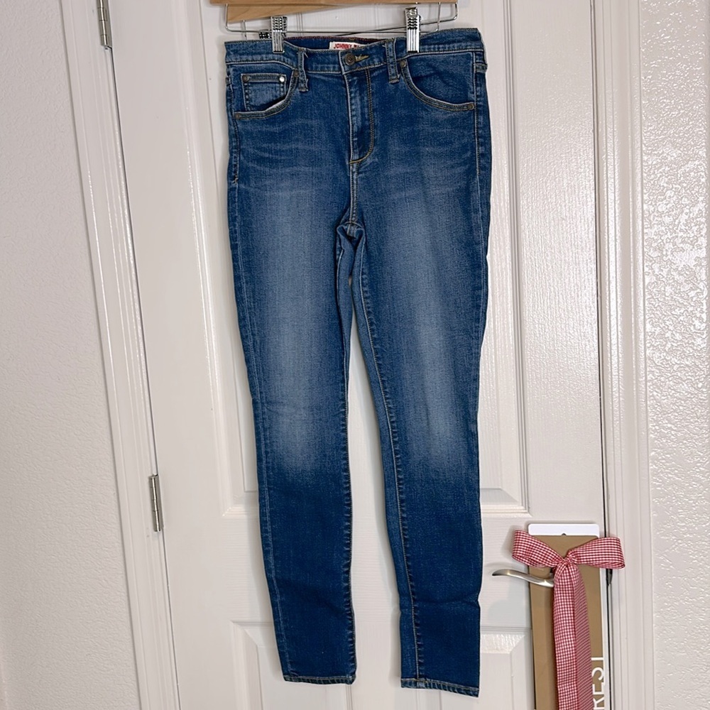 Johnny was Denim The Skinny Mid Rise Jean Stretch Size 27